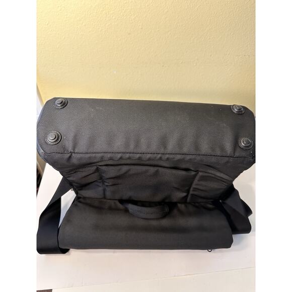 Mandarina Duck Laptop Bag Briefcase Messenger 17x13 Please Read - Picture 5 of 16